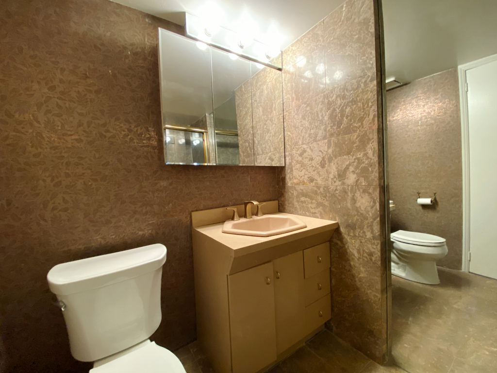 311 West 84th Street - Photo 10