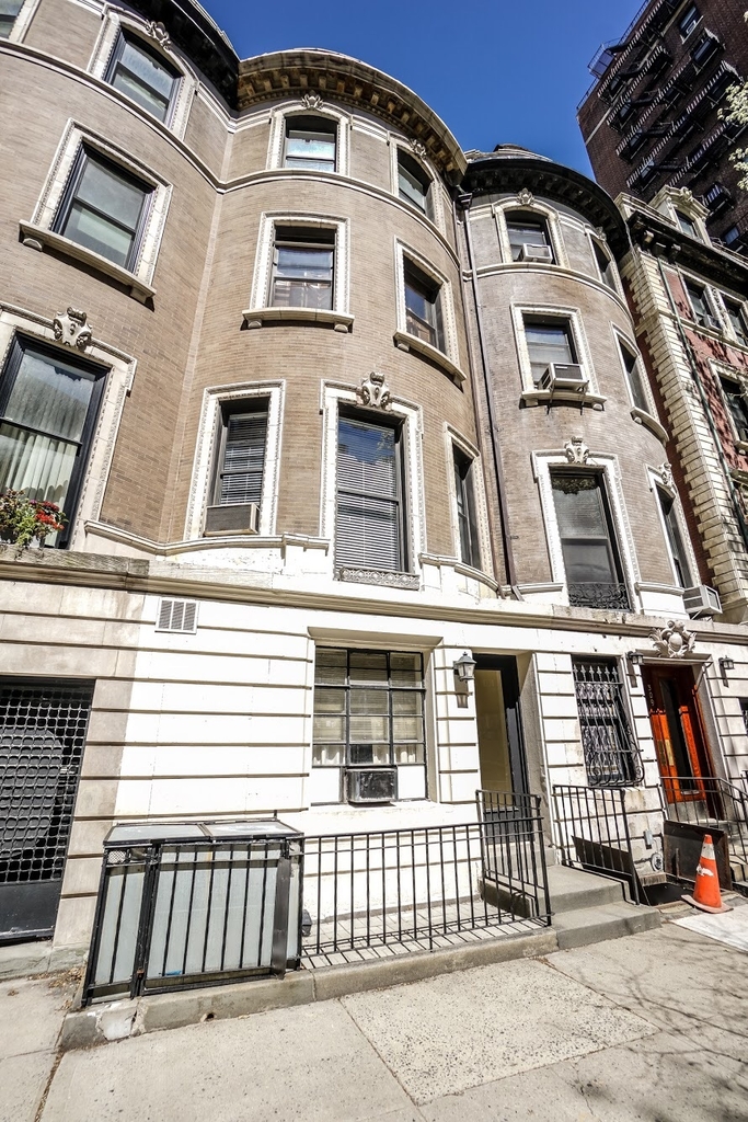 311 West 84th Street - Photo 11