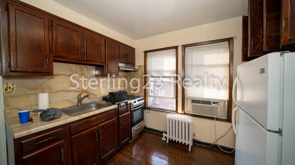 20-66 33rd Street - Photo 8