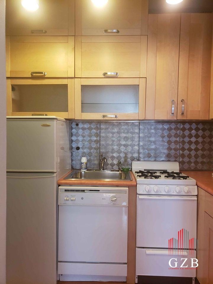 252 East 89th Street - Photo 5