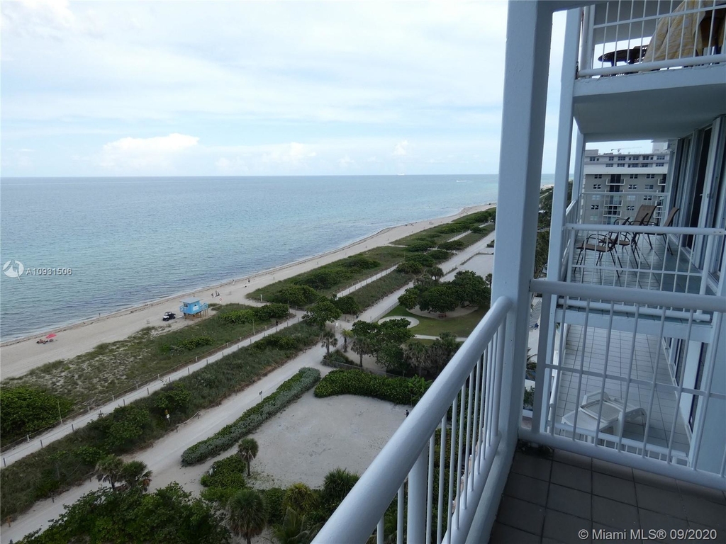 9341 Collins Ave - Photo 16