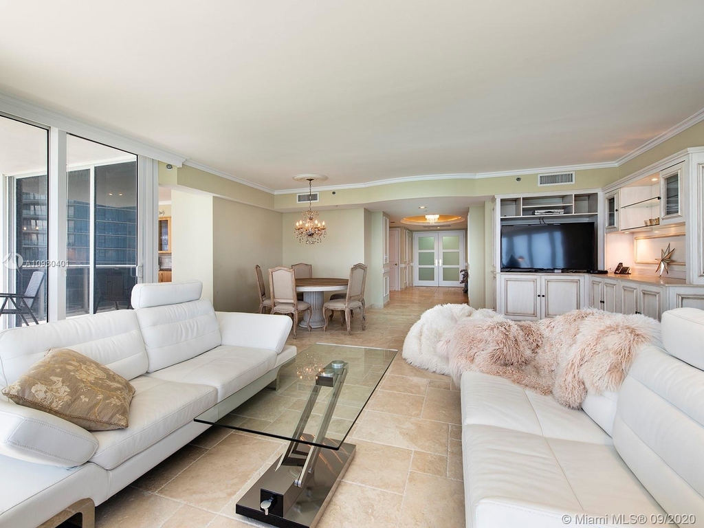 19111 Collins Ave - Photo 3