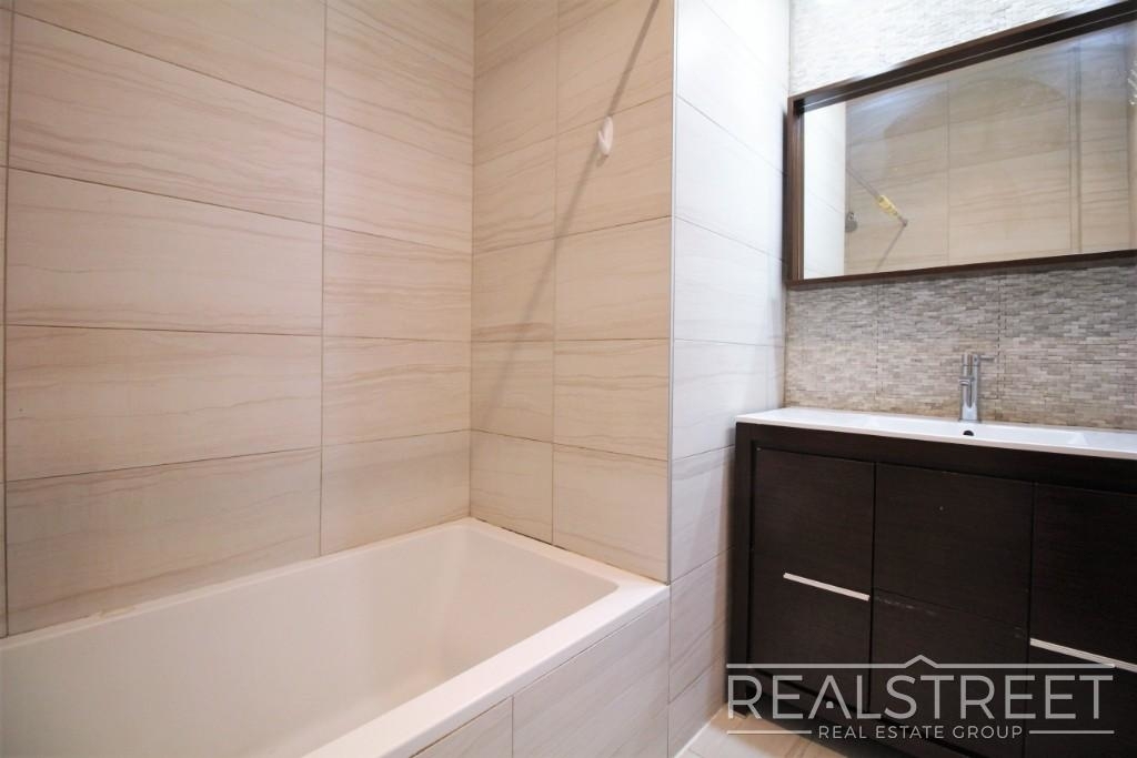 311 Rogers Avenue - Photo 6