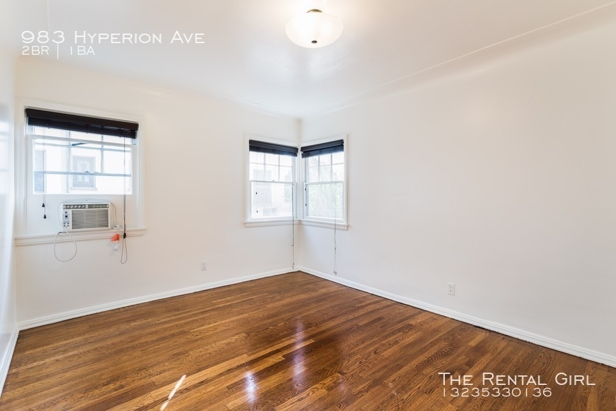 983 Hyperion Ave - Photo 13
