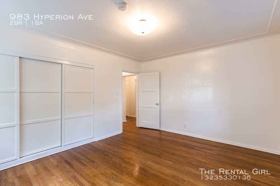 983 Hyperion Ave - Photo 12