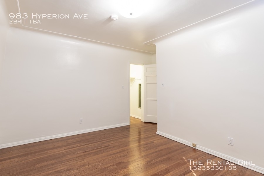 983 Hyperion Ave - Photo 14