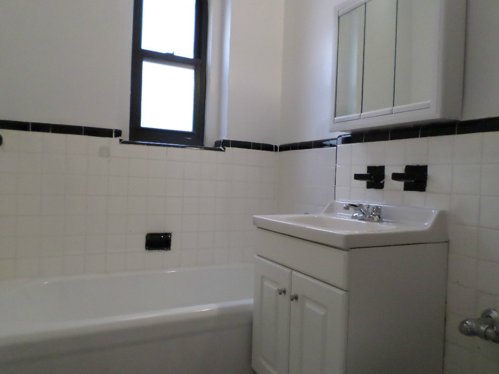 76-09 34th Avenue - Photo 5