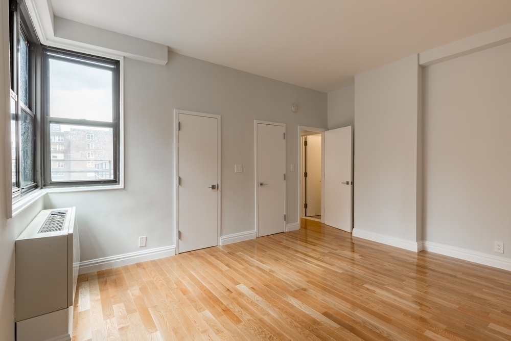 141 East 33rd Street - Photo 8