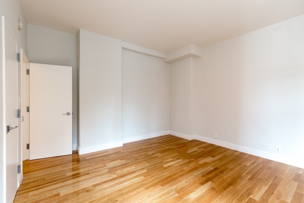 141 East 33rd Street - Photo 5