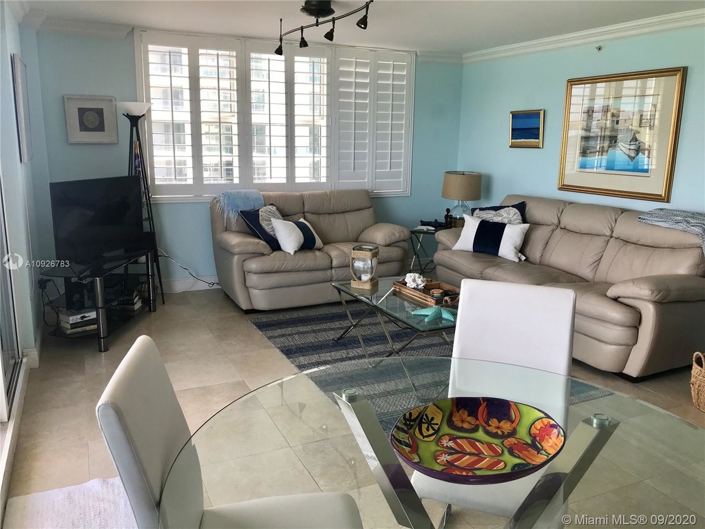 6917 Collins Ave - Photo 1