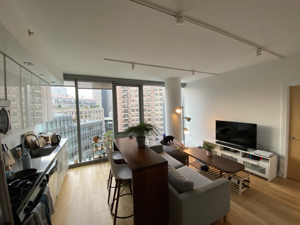 555 West 53rd Street - Photo 0