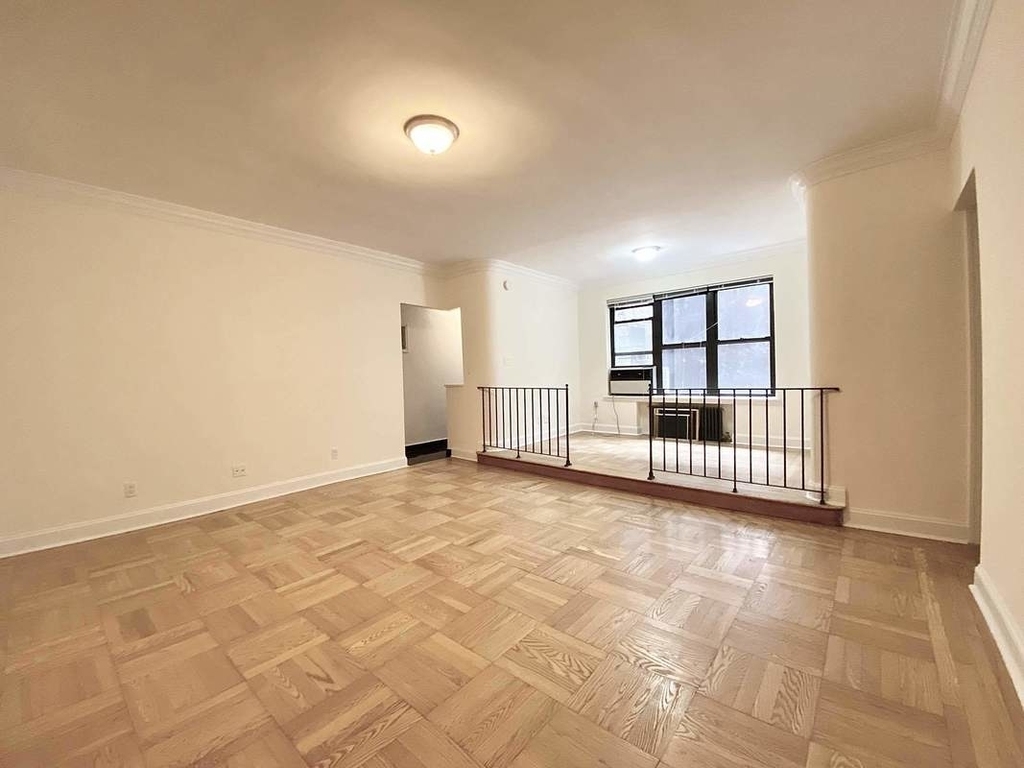 235 East 46th Street - Photo 0