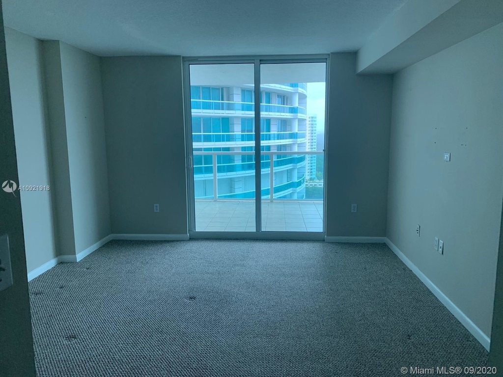 2101 Brickell Ave - Photo 9