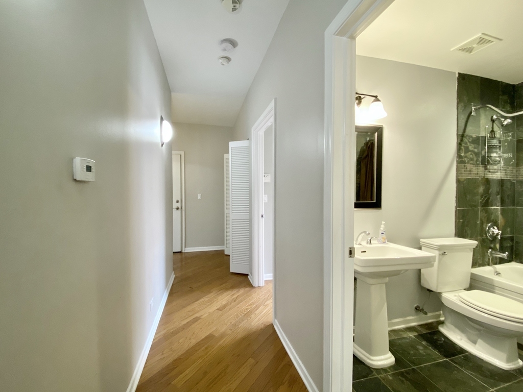 1450 South Halsted Street - Photo 6