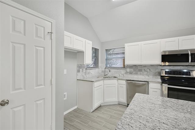 3092 Wildflower Way - Photo 3