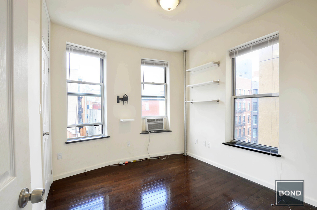 132 Ludlow Street - Photo 0