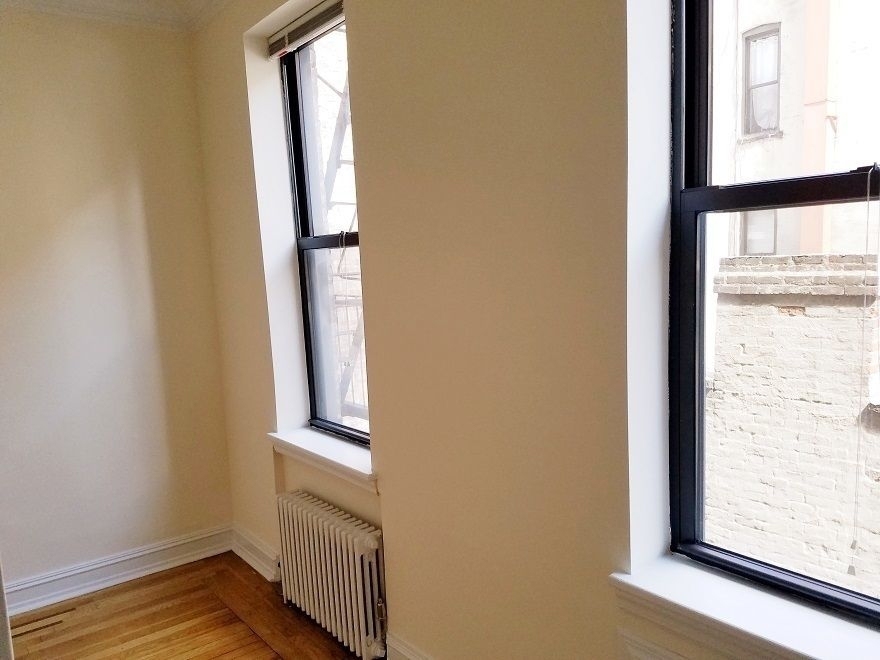 214 East 51st Street #5L - Photo 9