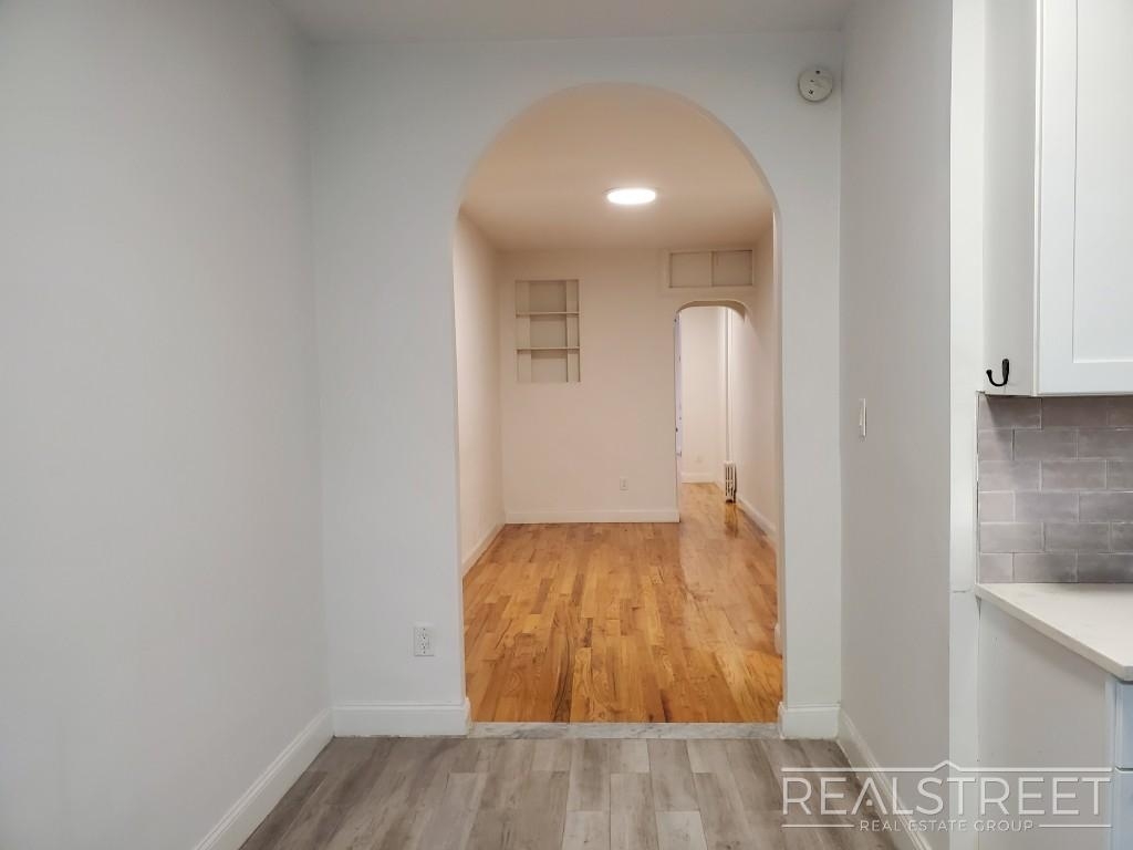 258 12th Street - Photo 6