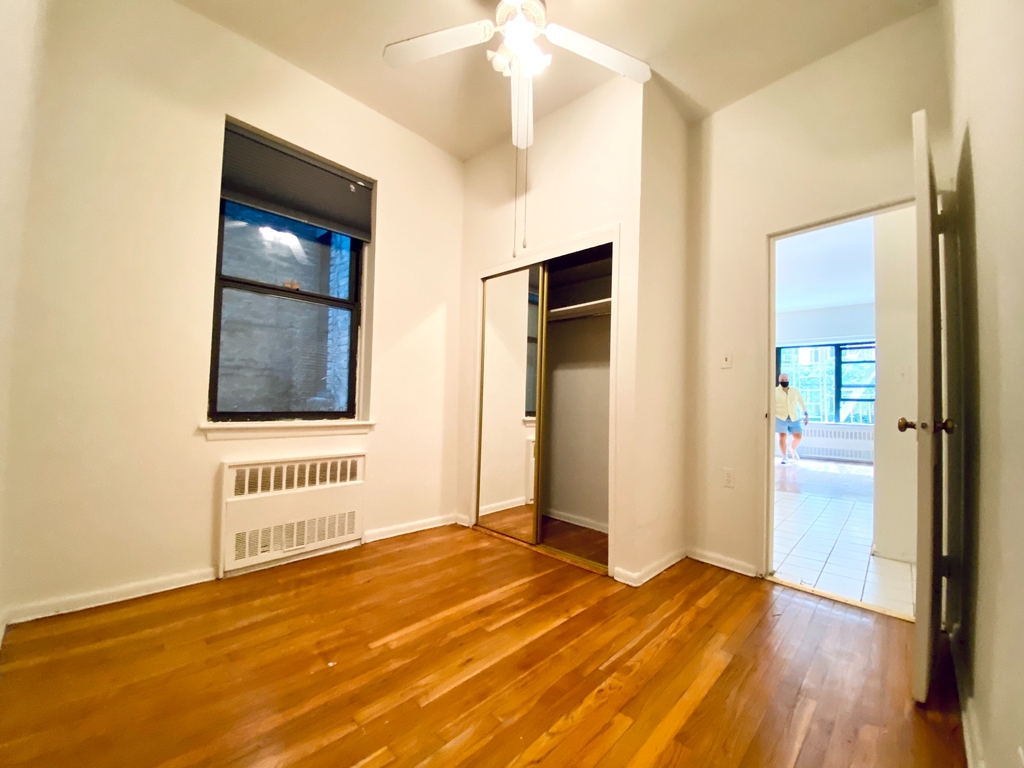 420 West 57th Street, New York, NY 10019 - Photo 2