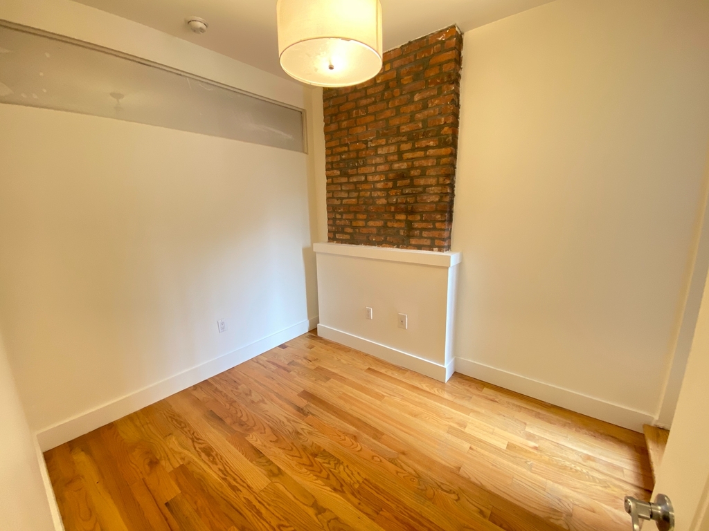 1340 Hancock Street - Photo 6