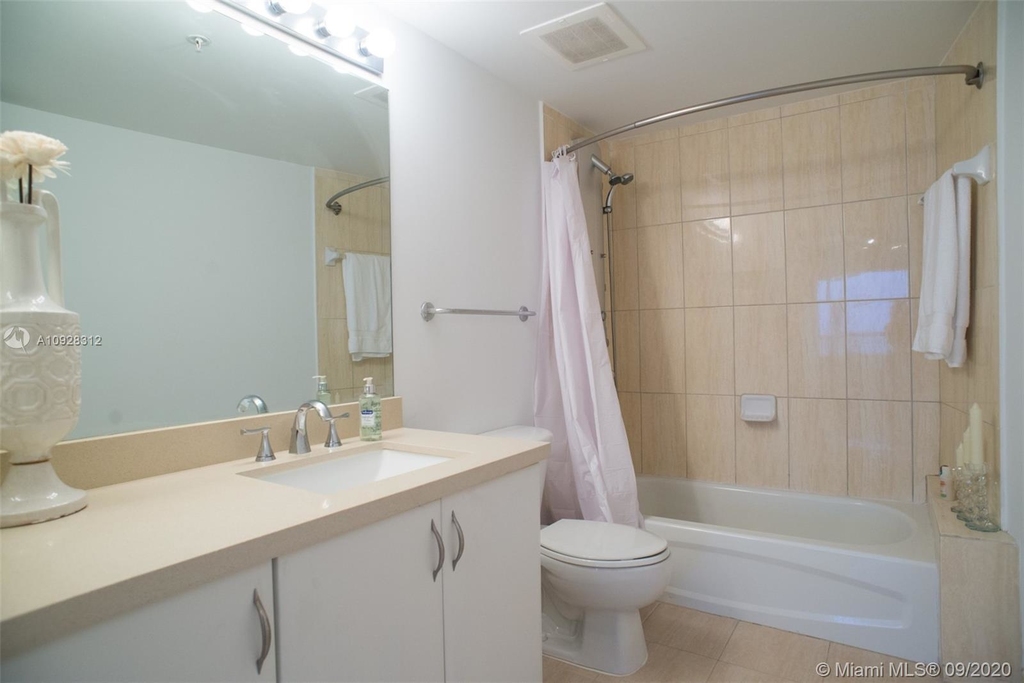 1750 N Bayshore Dr - Photo 31