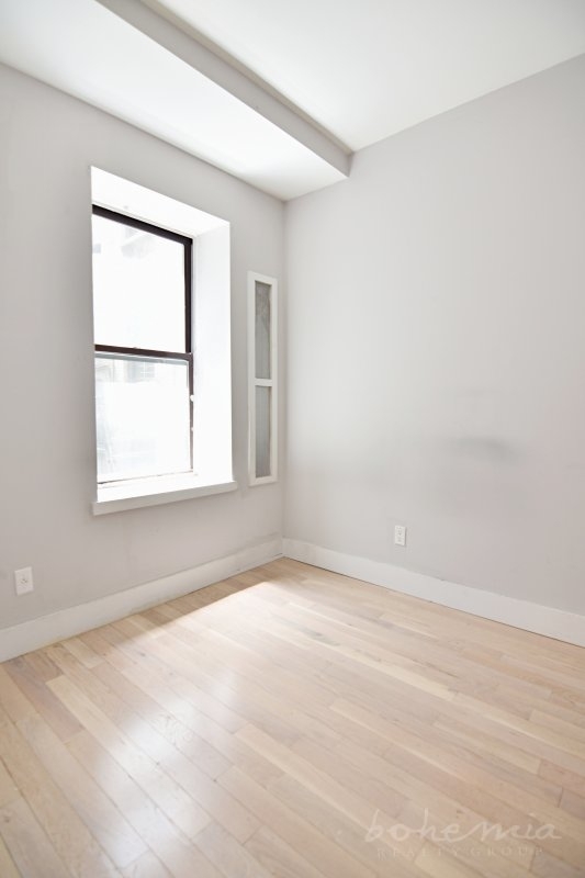 529 West 158th Street - Photo 6