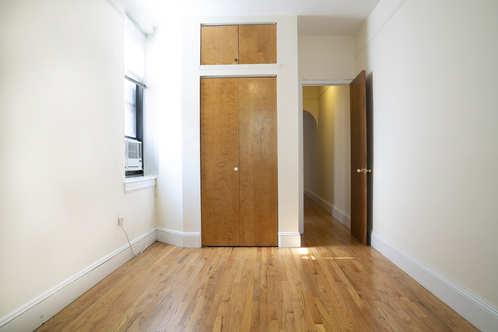 119 East 89th Street - Photo 2