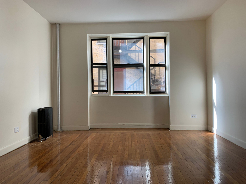 715 West 172nd Street - Photo 6