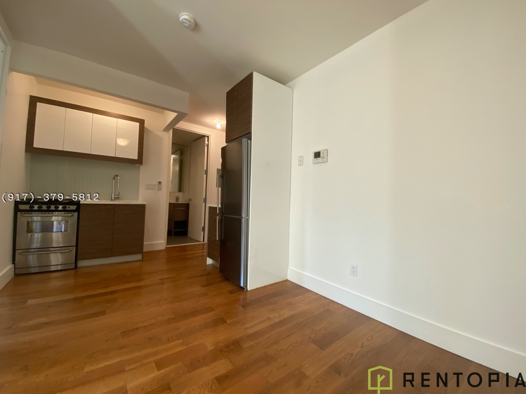 106 Meserole Street - Photo 4