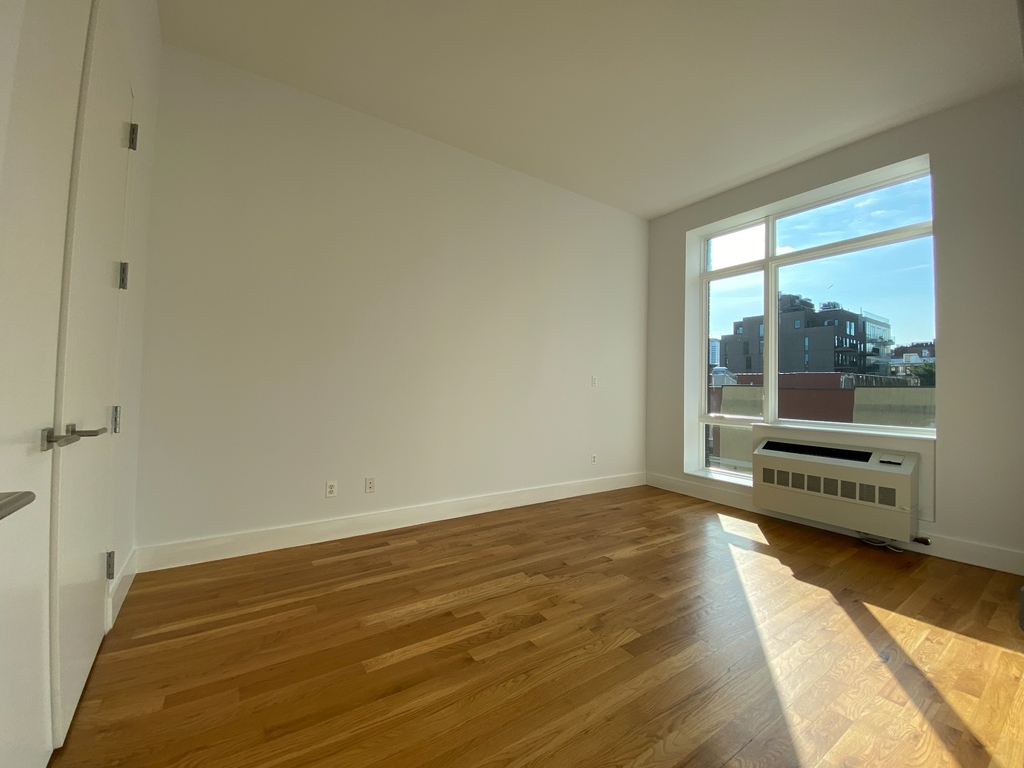 200 North 11th Street - Photo 3