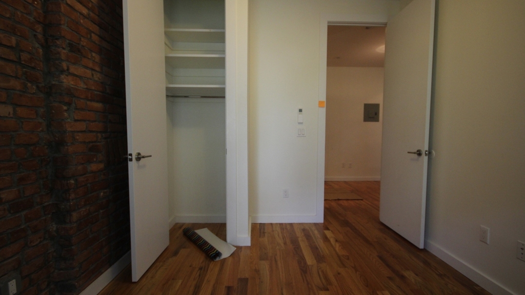 1211 Dean Street - Photo 9