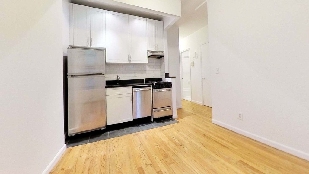 222 East 85th Street - Photo 1