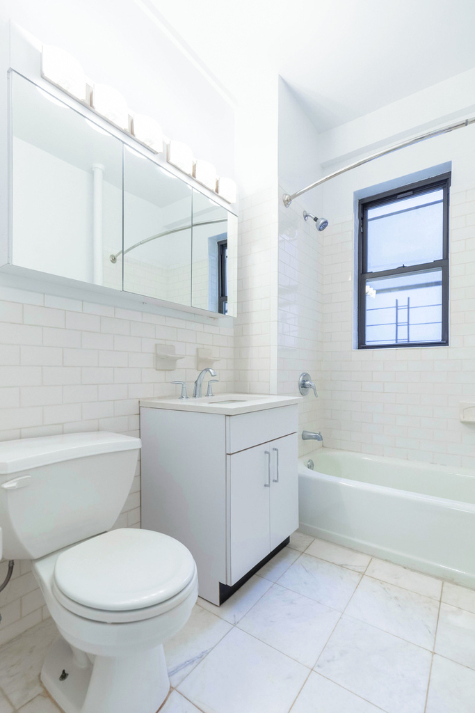 140 West 55th Street - Photo 4