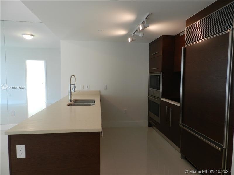 475 Brickell Ave - Photo 5