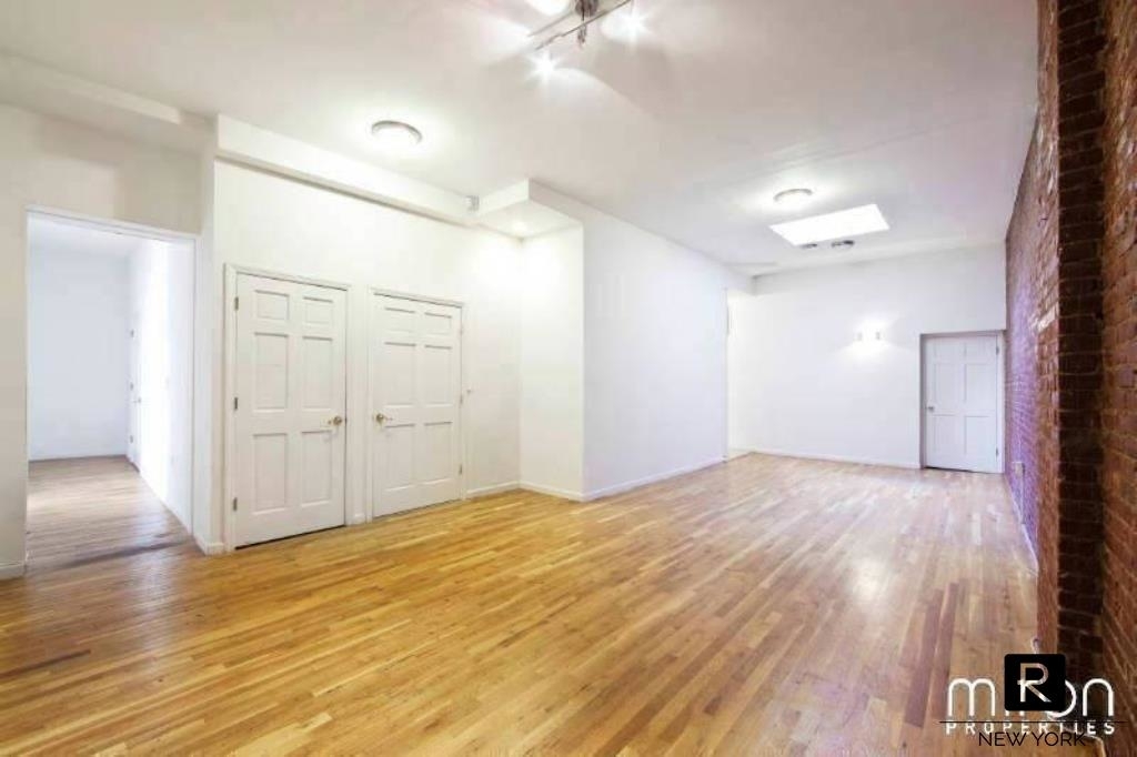 311 Broadway - Photo 1