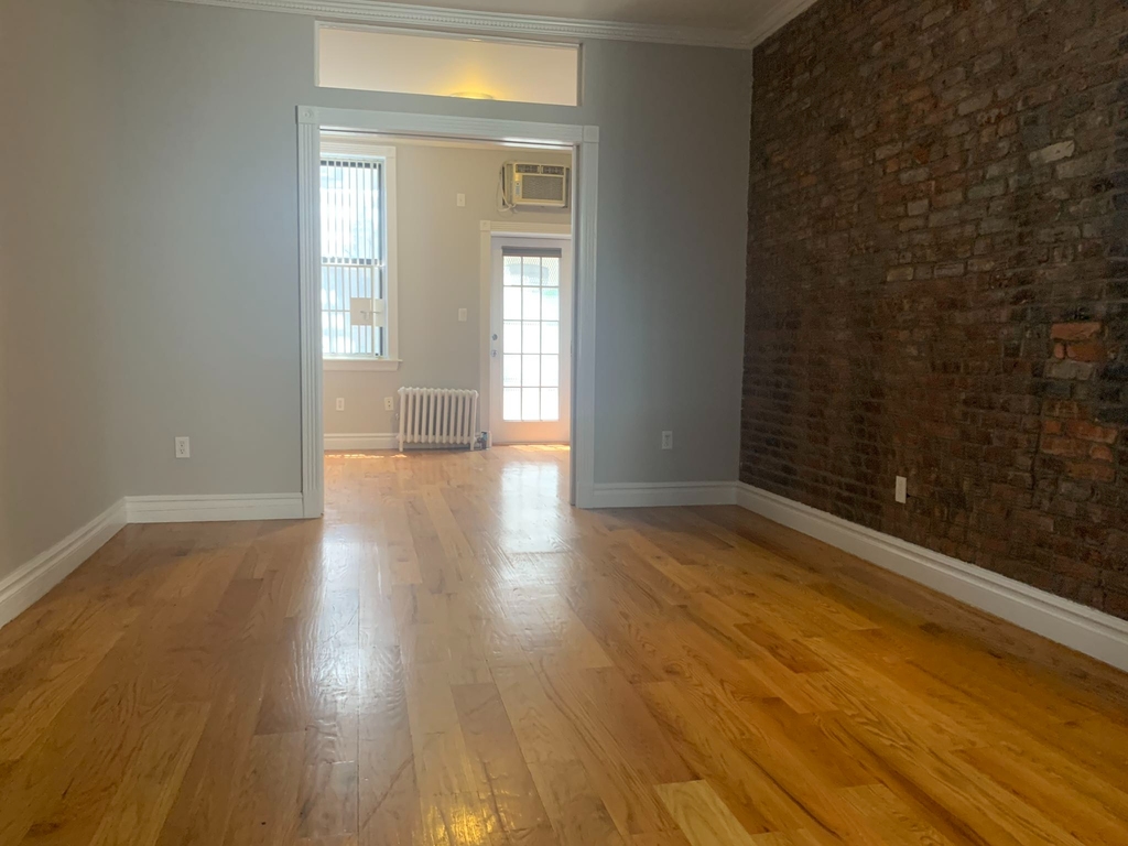 380 East 10th Street - Photo 8