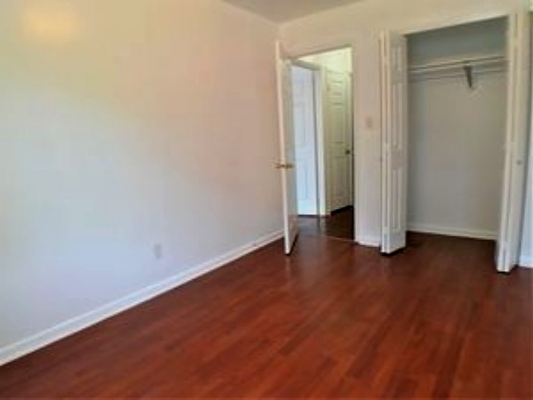 405 Halsey Street - Photo 2