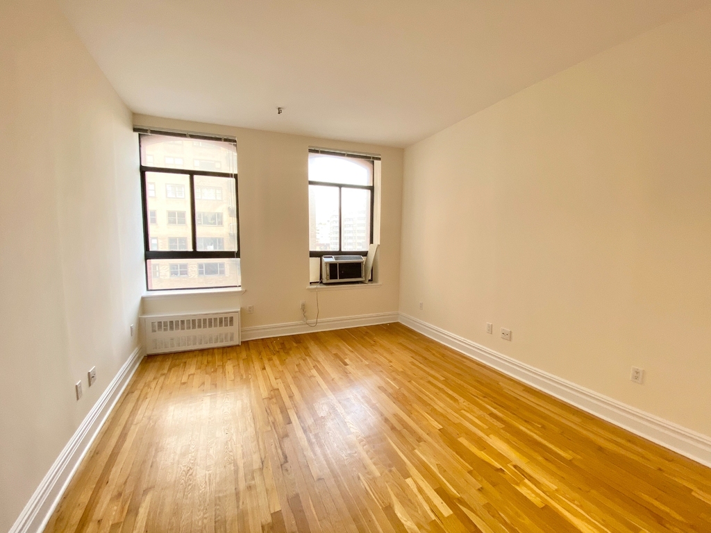 Astor Pl - NO FEE - Photo 0