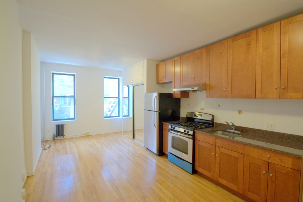 230 Mulberry Street - Photo 0