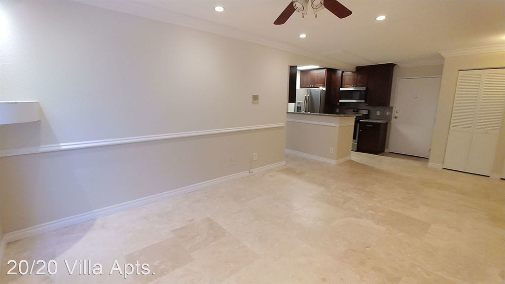 2020 N. Beachwood Dr. - Photo 17