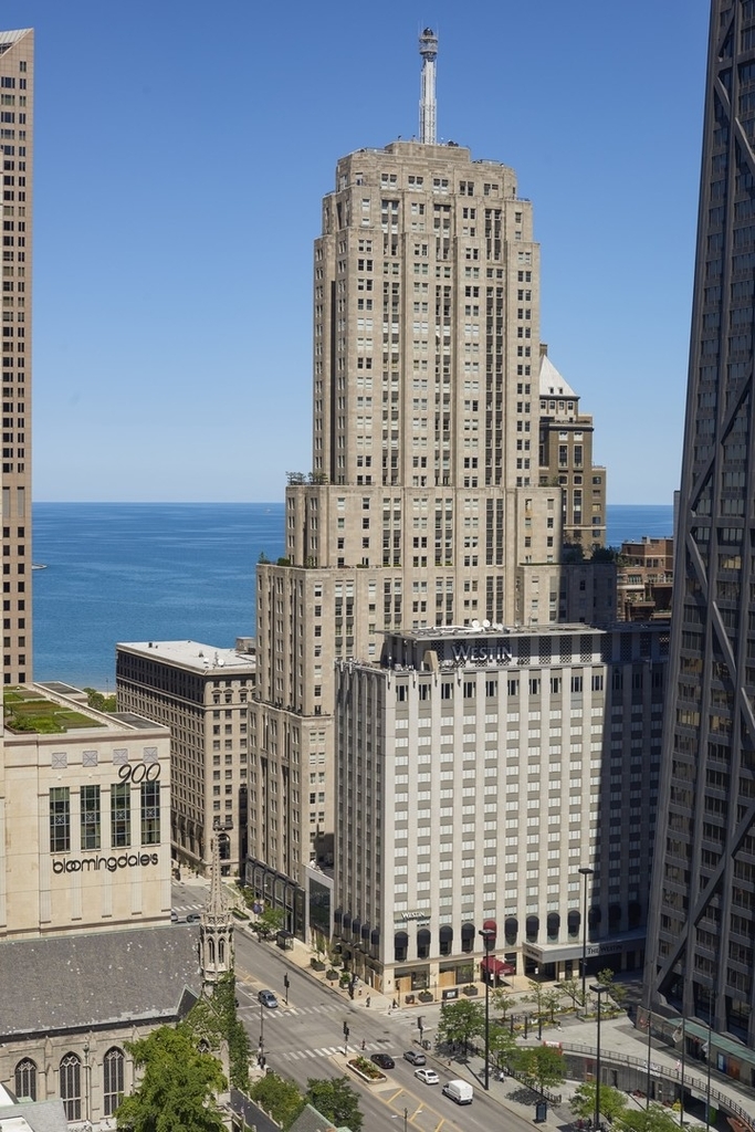 800 North Michigan Avenue - Photo 16