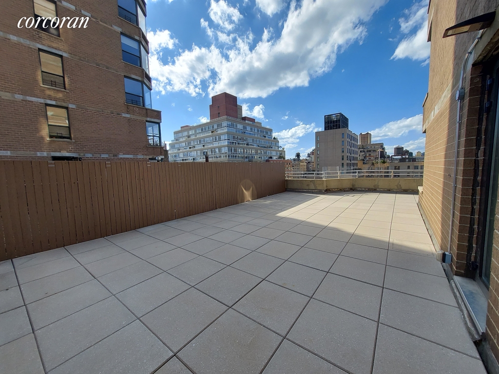 West 87th Street - Photo 1