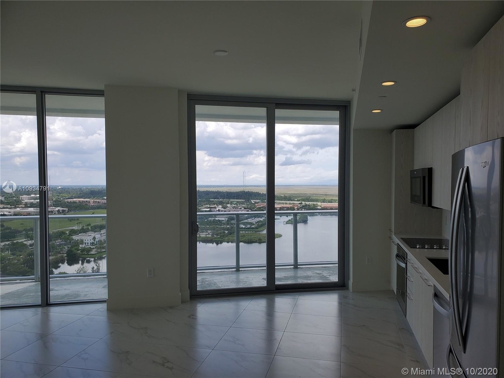 2000 Metropica Way - Photo 32