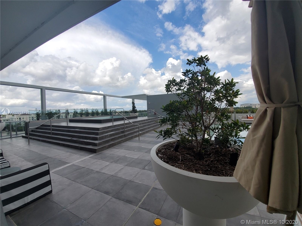 2000 Metropica Way - Photo 20