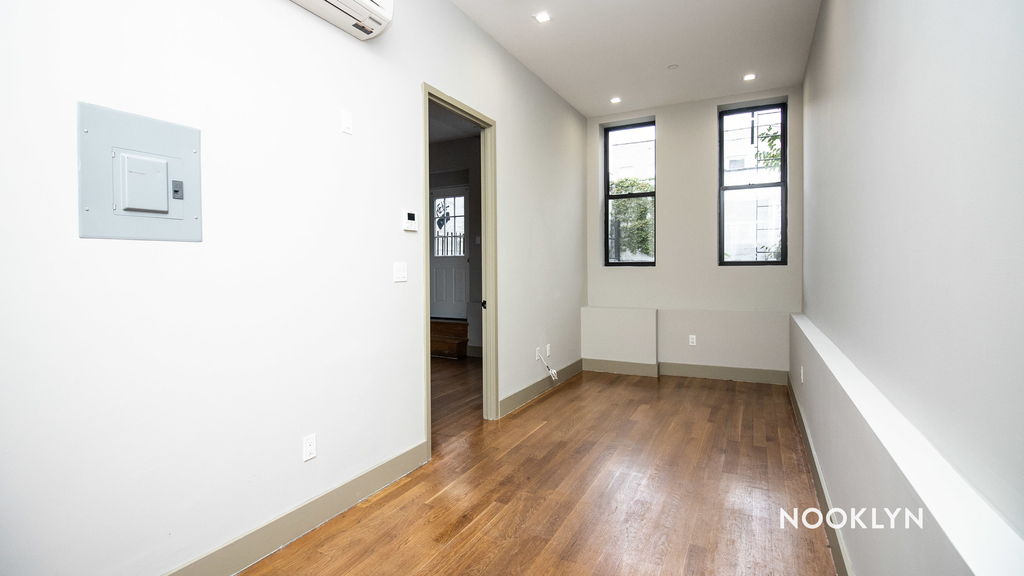 1631 St Johns Place - Photo 6