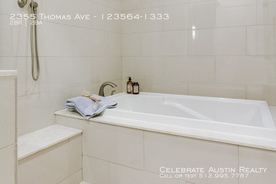 2355 Thomas Ave - Photo 9