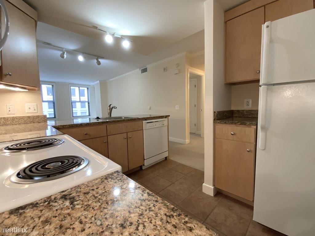 631 D St Nw Unit 727 - Photo 3