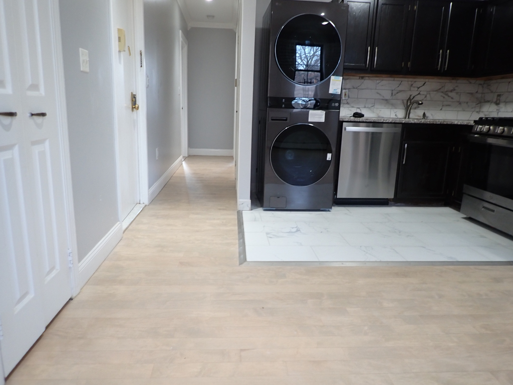 424 Carlton Avenue - Photo 3