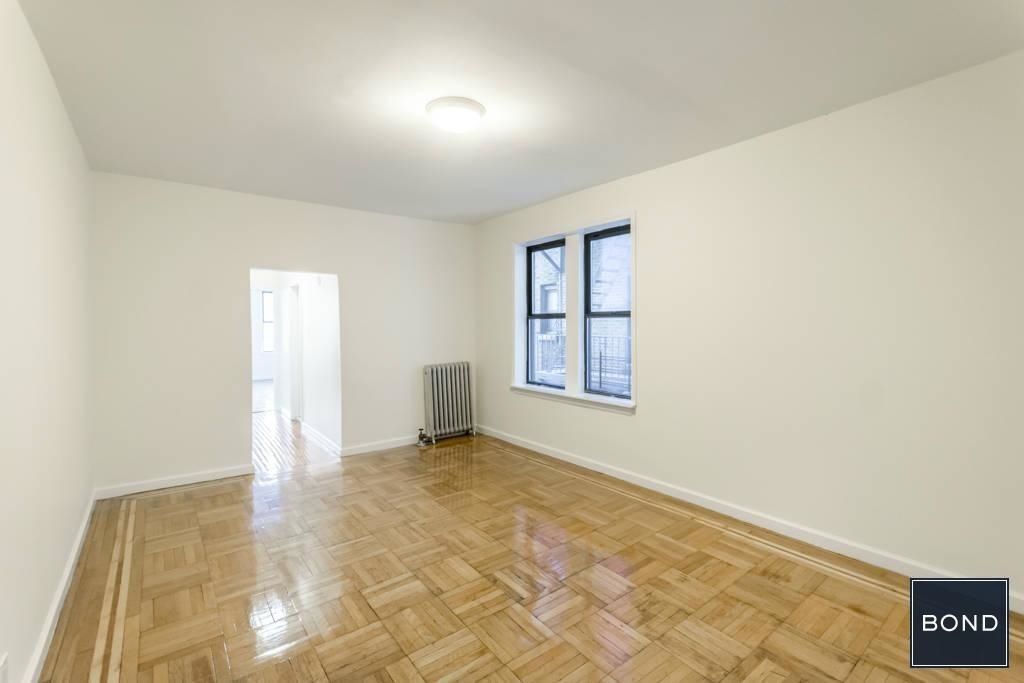 West 171st Street - Photo 5