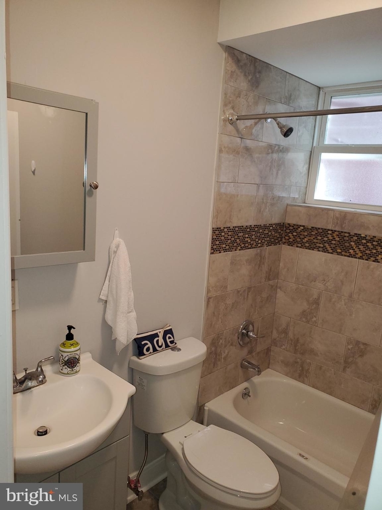 1218 S 51st Street - Photo 12